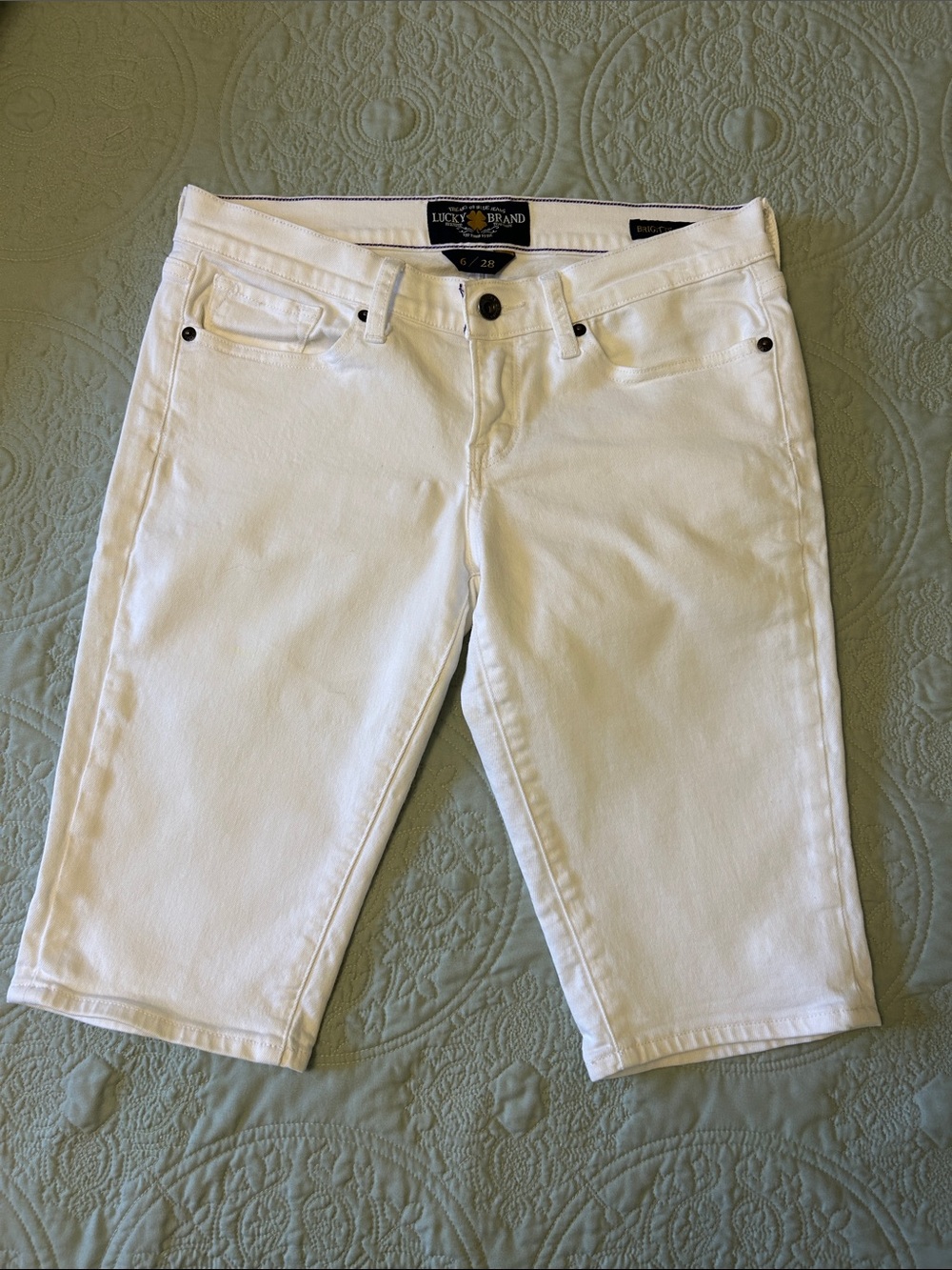 Lucky Brand White Women's Denim Bermuda Shorts - size 6 (28)